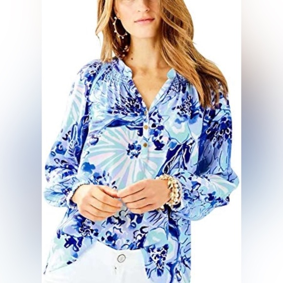 Lilly Pulitzer Tops - Lilly Pulitzer 100% Silk Elsa Blouse in Catch and Keep Sz XS